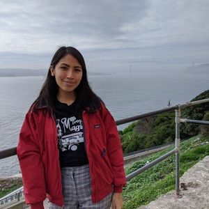 Meet your Posher, Stephanie